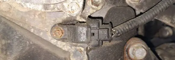 Toyota Yaris Camshaft position sensor 0281002406