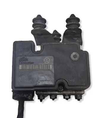 Skoda Octavia Mk2 (1Z) ABS Pump 1K0907379P 00009496E5 10097003153