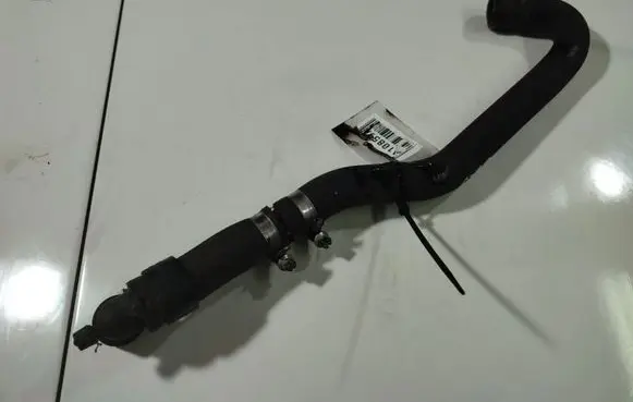 Peugeot 307 Engine coolant pipe/hose 