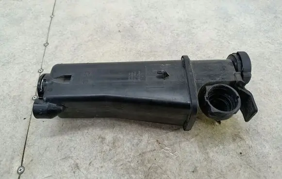 BMW 3 E46 Coolant expansion tank/reservoir 2002165