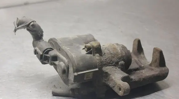 Volvo XC70 Rear brake caliper