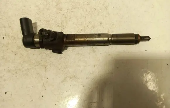 Renault Scenic II - Grand scenic II Fuel injector 8200380253 1660000Q1T 8200842205