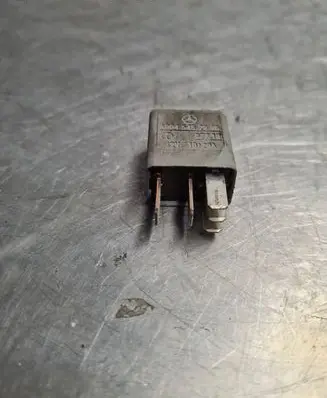 Mercedes-Benz Sprinter W906 Other relay 0045452905 67710 321710120A