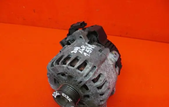 Peugeot 208 I Generator/alternator 9675753680