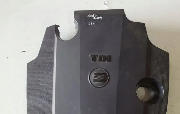 Seat Exeo (3R) Engine cover (trim)