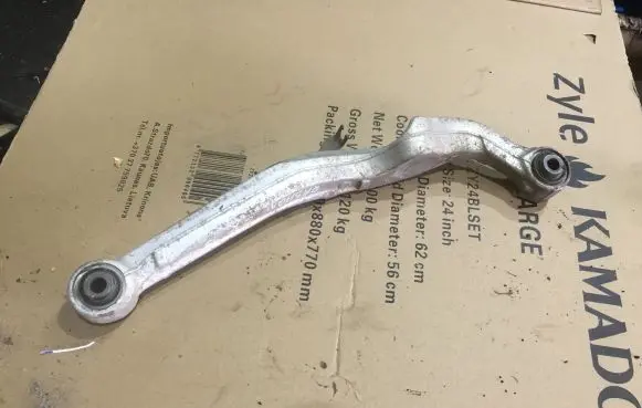 Nissan Qashqai Rear control arm