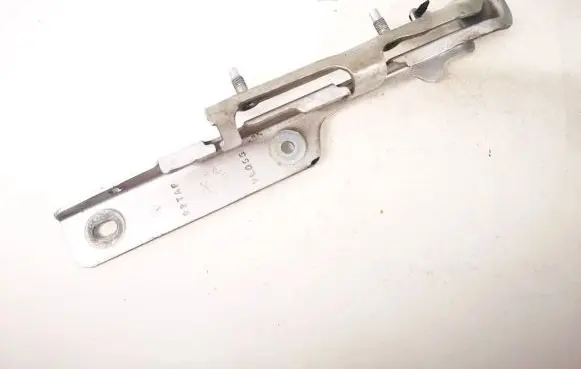 Dodge Nitro Engine bonnet/hood hinges