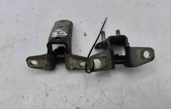 Rear door hinge set