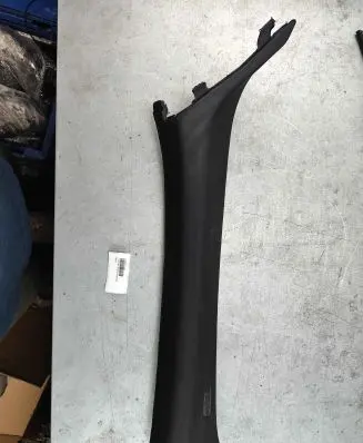 BMW 7 F01 F02 F03 F04 (A) pillar trim 7112736