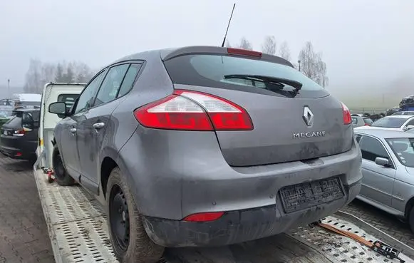 Renault Megane III Tailgate/trunk/boot lid MEGANE3-KLAPA TEKNG-5D E394601