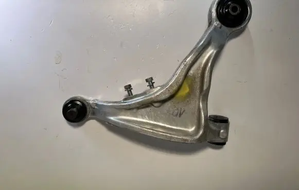Mitsubishi Lancer Evolution Rear control arm 4110A051