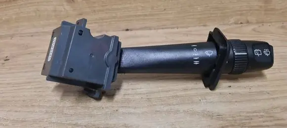 Volvo V70 Wiper control stalk 30669741