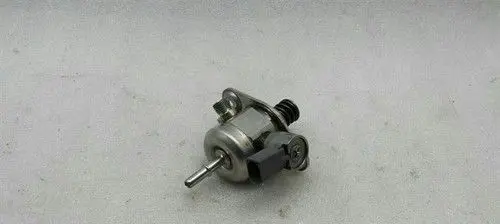 Mercedes-Benz G W461 W463 1st Gen Mechanical fuel pump 7607159