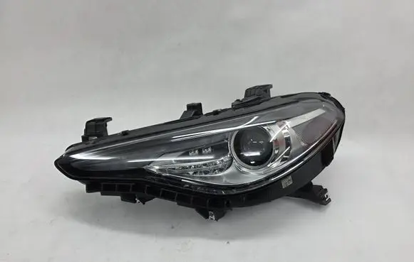 Alfa Romeo Giulia Headlight/headlamp 50564103