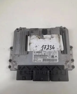 Citroen C4 II Engine control unit/module 9677031180 0281017862