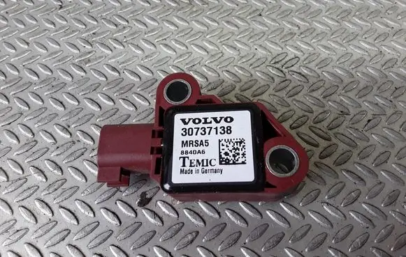 Volvo V50 Airbag deployment crash/impact sensor 30737138