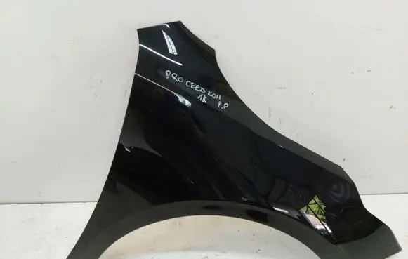 KIA Pro Cee'd III Fender czarny 1k