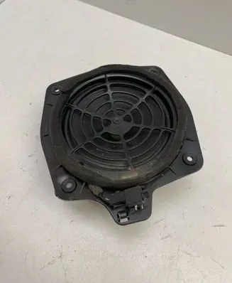 Audi A4 S4 B6 8E 8H Rear door speaker 8H0035411A