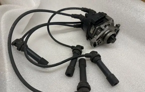Mazda 323 F Spark distributor T2T60371 BP1A 5215