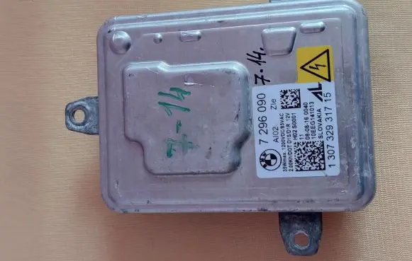 BMW X5 F15 Xenon control unit/module 7296090 63127296090