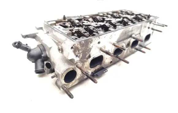 Volkswagen Scirocco Engine head 04L103373E