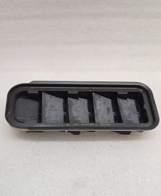 Volvo XC40 Quarter panel pressure vent 31449325