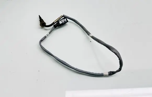 Volkswagen Touran III Exhaust gas temperature sensor 04L906088CE