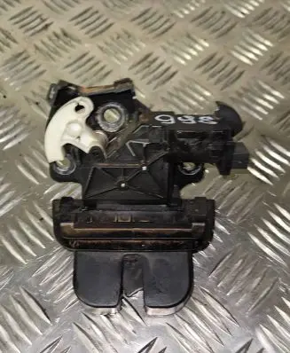 Audi A4 S4 B7 8E 8H Tailgate/trunk/boot lock/catch/latch 8P4827505C