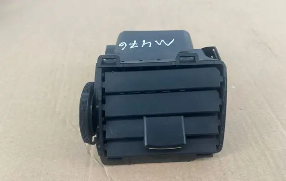 Subaru Forester SJ Dash center air vent grill 66110FJ000