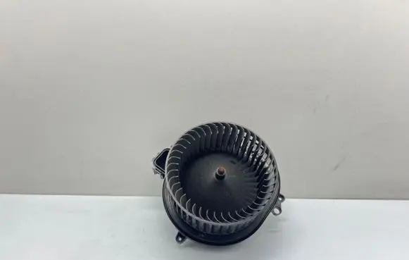 BMW 2 F22 F23 Heater fan/blower T967354