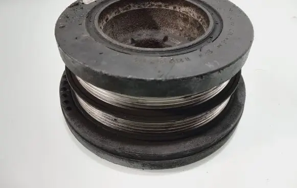 BMW 5 E39 Crankshaft pulley 2247890