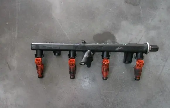 Alfa Romeo 147 Fuel main line pipe LISTWAWTRYSKOWA