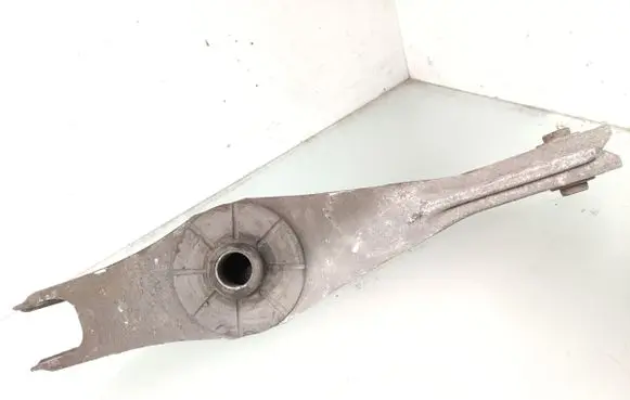 Opel Insignia A Rear upper control arm/wishbone 22940360