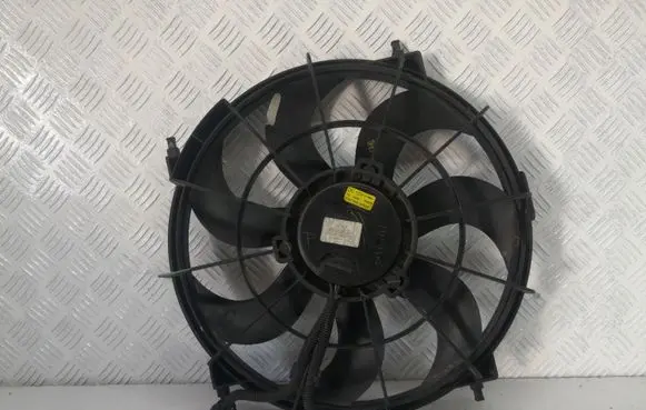Hyundai i20 (PB PBT) Electric radiator cooling fan 9773025000