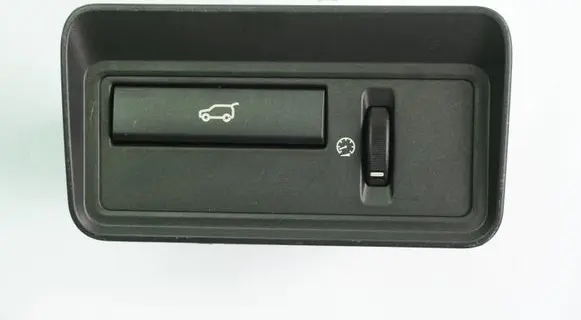Land Rover Evoque I Tailgate/boot open switch button BJ3211654BB 97692