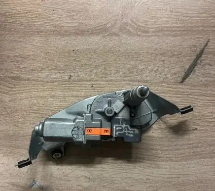 Honda Civic IX Rear window wiper motor 070TB9