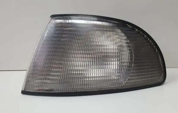 Audi A4 S4 B5 8D Front indicator light 6R01490