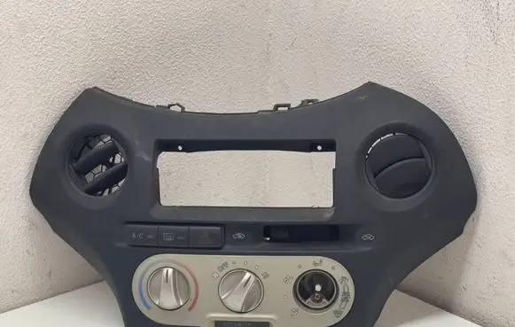 Toyota Yaris Climate control unit 554050D110B0