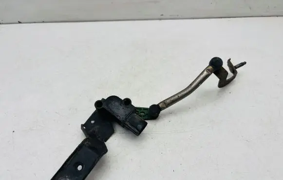 Skoda Superb B8 (3V) Headlight/headlamp level sensor 5Q0907503