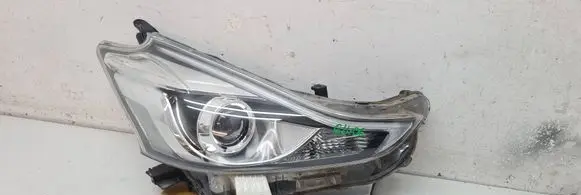 Toyota Prius (XW50) Headlight/headlamp 6406ATS