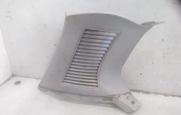 Ford Focus (D)pillar trim (top) 4M51N280C47ADW