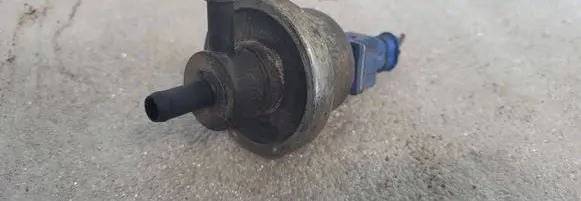 Audi Coupe Valve vacuum 034906283E