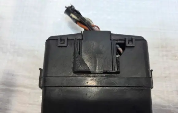 Opel Frontera B Other relay 71544752