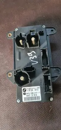 BMW 7 E65 E66 Power management control unit 6957026 584437 8ES00827017