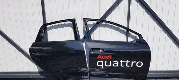 Audi Q4 Sportback e-tron Front door