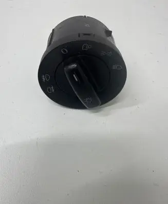 Volkswagen Caddy Light switch 