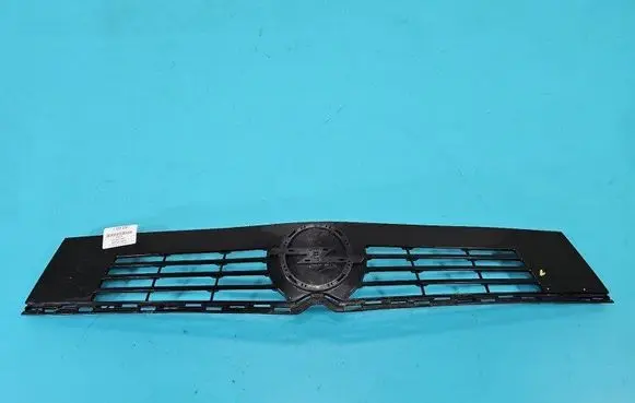 Front bumper upper radiator grill
