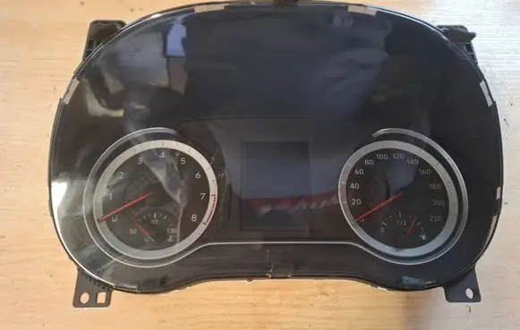 Hyundai i10 Speedometer (instrument cluster) 94003-K7000 VPKHDF10849AD