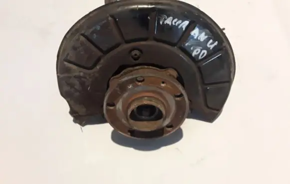 Volkswagen Touran II Front wheel hub