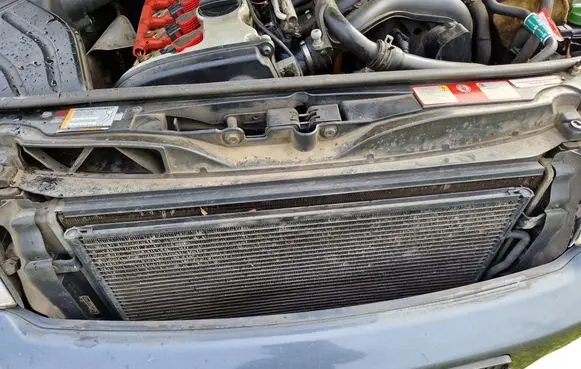 Audi A4 S4 B6 8E 8H Radiator set 